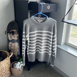 NWT grey and white sweater